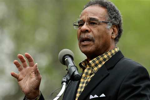 Man Pleads Guilty to Threatening to Lynch 2 Members of Congress