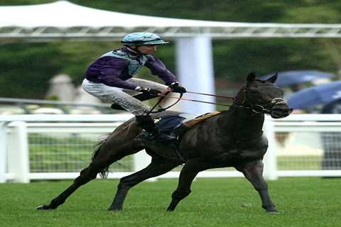 Dramatic moment Royal Ascot jockey Oisin Murphy faceplants turf after being booted off horse –..