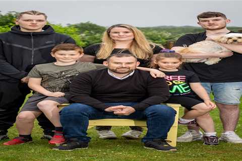 Dad wins Lockdown Hero competition after helping family battle through cancer and depression