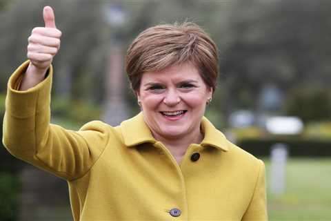 Nicola Sturgeon slaps down Andy Burnham for ‘cooking up spat about Scotland’s travel ban to boost..