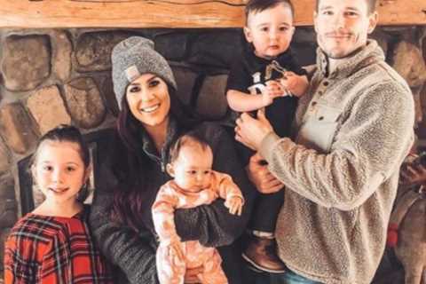 Teen Mom Chelsea Houska thanks husband Cole DeBoer and snubs absent baby daddy Adam Lind on..