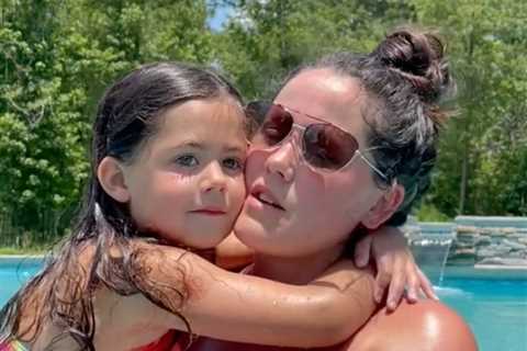 Teen Mom Jenelle Evans slammed for snubbing stepdaughter Maryssa, 13, after she calls biological..