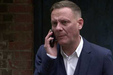 Coronation Street fans disgusted as Sean Tully almost gets Carol killed with Double Glammy scam