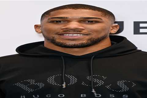 Watch Anthony Joshua’s brutal neck training method as he works out in ring ahead of Oleksandr Usyk..