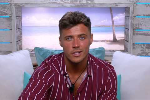 Amber Gill hints Love Island’s Brad McClelland DIDN’T go two years without sex in now-deleted late..