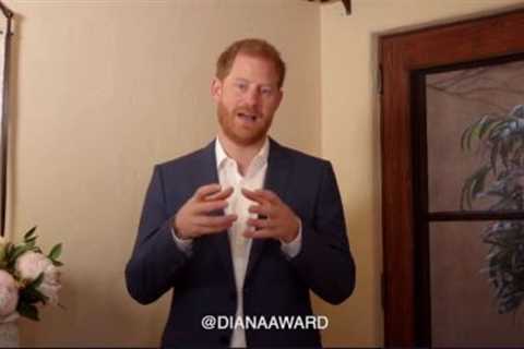Harry ‘pretending’ no William rift exists during scripted speech – but signs show he’s being..