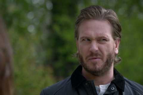 Emmerdale fans baffled by David Metcalfe’s HUGE oversight as Meena Jutla stoops to new low