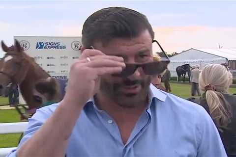 Watch boxing legend Joe Calzaghe’s brilliant reaction to interviewer’s comment about not being..