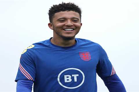 Rio Ferdinand urges Jadon Sancho not to be ‘sidetracked’ at Man Utd and ‘be yourself and entertain’ ..