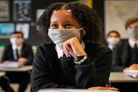 School bubbles ‘paralysing society’ &amp; ‘risk prompting new lockdown’ unless rules are relaxed,..