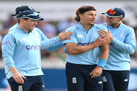 England denied Sri Lanka ODI series whitewash as rain sees third match abandoned after visitors..