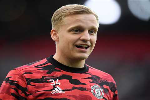 Real Madrid want Man Utd flop Donny van de Beek on loan as part of £50million Raphael Varane..