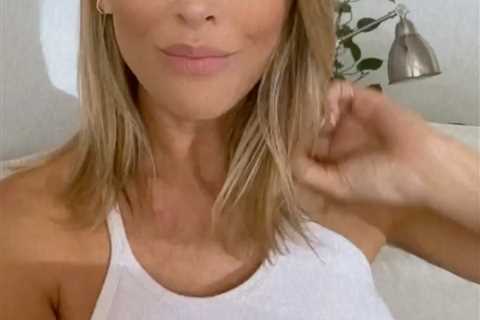 The Bachelorette’s Clare Crawley reveals she is removing breast implants because her body is..