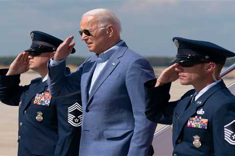 Biden hosts July 4 celebration at White House despite missing 70% vaccination goal &amp; growing..
