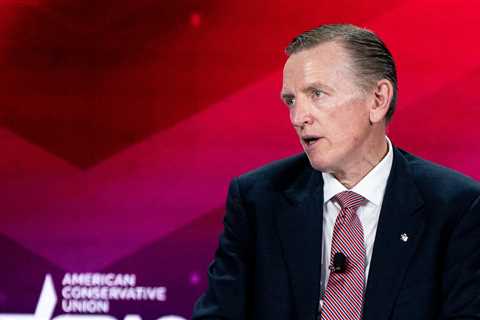 In Gosar, a Far-Right Extremist Found an Ally in Congress