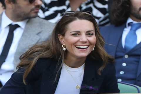 Kate Middleton DID find out she had been pinged by Covid app while she was watching tennis at..