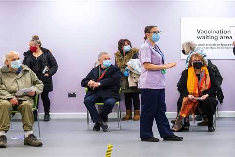 NHS waiting lists hit record high as 5.3MILLION patients wait for treatment