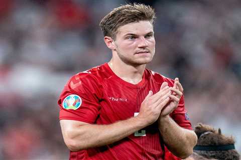 Man Utd and Chelsea eye Joachim Andersen transfer in case they miss out on top targets with Denmark ..