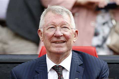 Sir Alex Ferguson sits on £26.5million fortune after raking in £5million last year