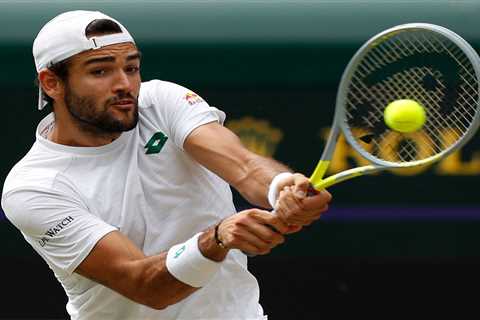Matteo Berrettini blasts past Roger Federer’s conqueror Hubert Hurkascz to be first Italian..