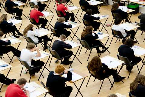 Getting just one grade higher in your GCSEs can boost your earnings by £200,000, research finds