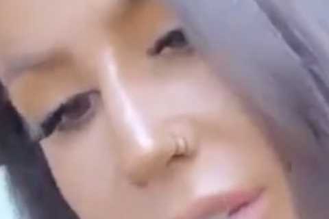 Teen Mom Chelsea Houska claps back at troll who asks ‘what happened’ to her dark hair after she..