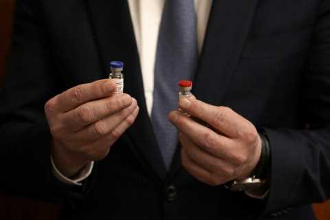 Covid-vaccinated Russians should be on a SEX BAN for 3 days after jab to avoid ‘physical stress’..