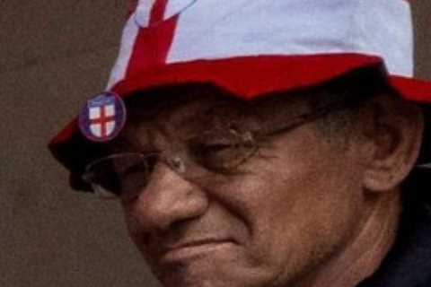Where can I buy England flags and other Three Lions merchandise?