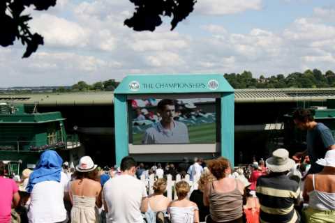 What is Murray Mound at Wimbledon, how much is entry, and what other names is it known by?