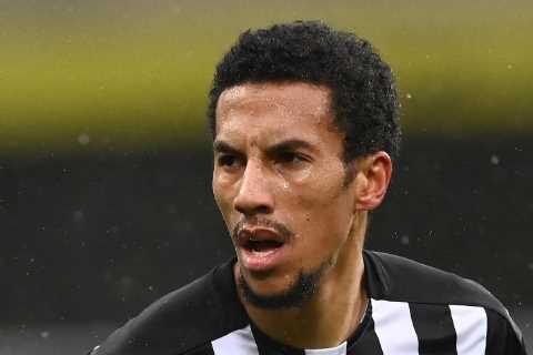 Southampton line up Isaac Hayden transfer with Newcastle wanting £10m fee