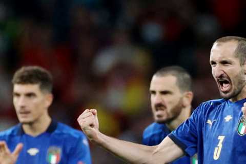 Why do Italy play in blue when their flag is red, white and green?