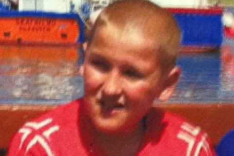 England captain Harry Kane poses in David Beckham shirt aged 11 as ‘normal lads’ dream of Euro glory