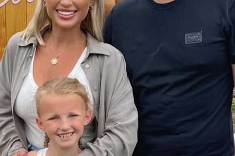 Inside Billie Faiers’ horse-themed 7th birthday for daughter Nelly with bouncy castle and huge cake