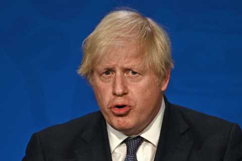 Boris Johnson begs Brits not to go crazy &amp; says July 19 unlocking ‘shouldn’t be treated as a..