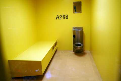 Defense Lawyers Move to Block Force-Feeding of Guantánamo Prisoner
