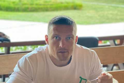 Oleksandr Usyk shaves head in dramatic new look after losing rock, paper, scissors ahead of Anthony ..
