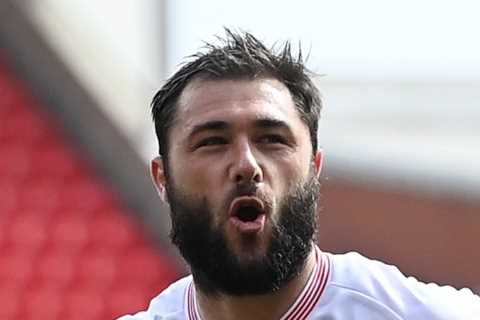 Charlie Austin makes managerial debut in Racing League, so how does it work, who’s in it and how do ..