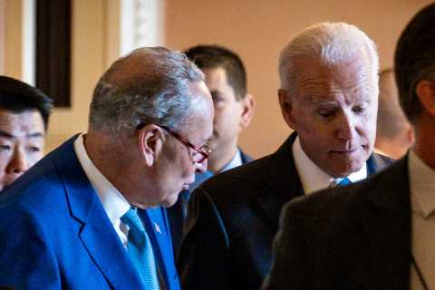 Democrats Push a Budget to Fulfill Biden’s Aggressive Economic Ambitions
