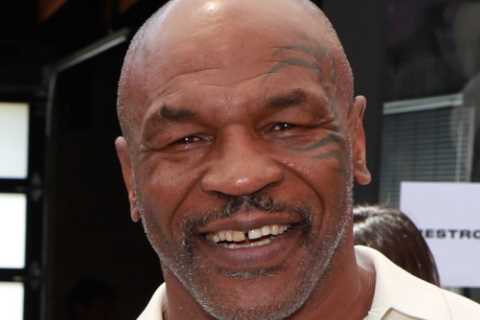Mike Tyson predicts Manny Pacquiao will beat Errol Spence Jr as 42-year-old’s movement ‘f***s..
