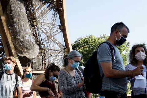 Holiday blow as France EXCLUDED from relaxed travel laws over South Africa variant fears