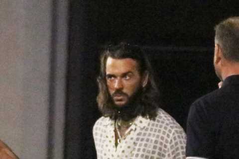 Towie’s James Lock and Pete Wicks spotted rowing in the street after boozy day out