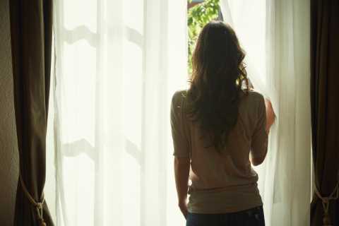 Brits to call in sick on first day back in the office as work from home order dropped as sun..
