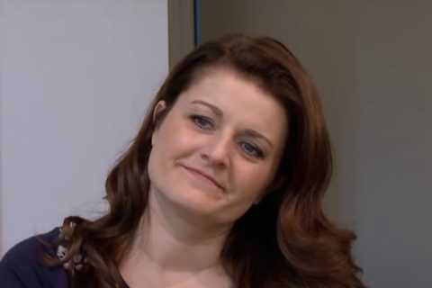 Sister Wives fans suspect Kody Brown’s ‘favorite’ wife Robyn is PREGNANT with his 19th child after..