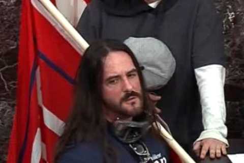 Capitol Rioter Sentenced to 8 Months for Trying to Stop Vote Certification