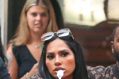 Floyd Mayweather’s Brit stripper fiancee Anna Monroe ‘done’ with boxer after he’s seen hugging..