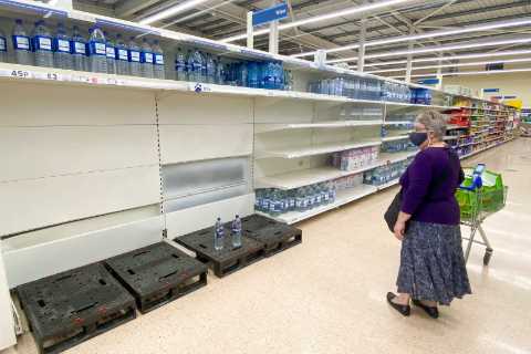 Shops will start to run out of food in 48 hours if disastrous pingdemic rules aren’t scrapped,..