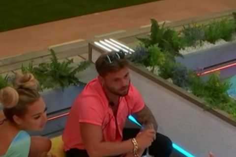 Love Island fans horrified as Jake pervs over bombshell Abigail’s size 3 feet after boasting about..