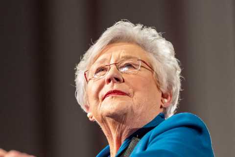 Alabama Gov Kay Levy accuses unvaccinated residents of lacking ‘common sense’ by refusing to get..