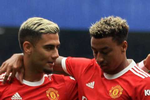Man Utd player ratings: Aaron Wan-Bissaka has horror show but Jesse Lingard impresses on return