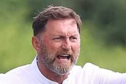 Ralph Hassenhuttl looks like Rupert the Bear in tartan trousers on touchline for Southampton v..